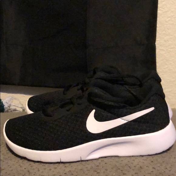 nike kids tanjun shoes